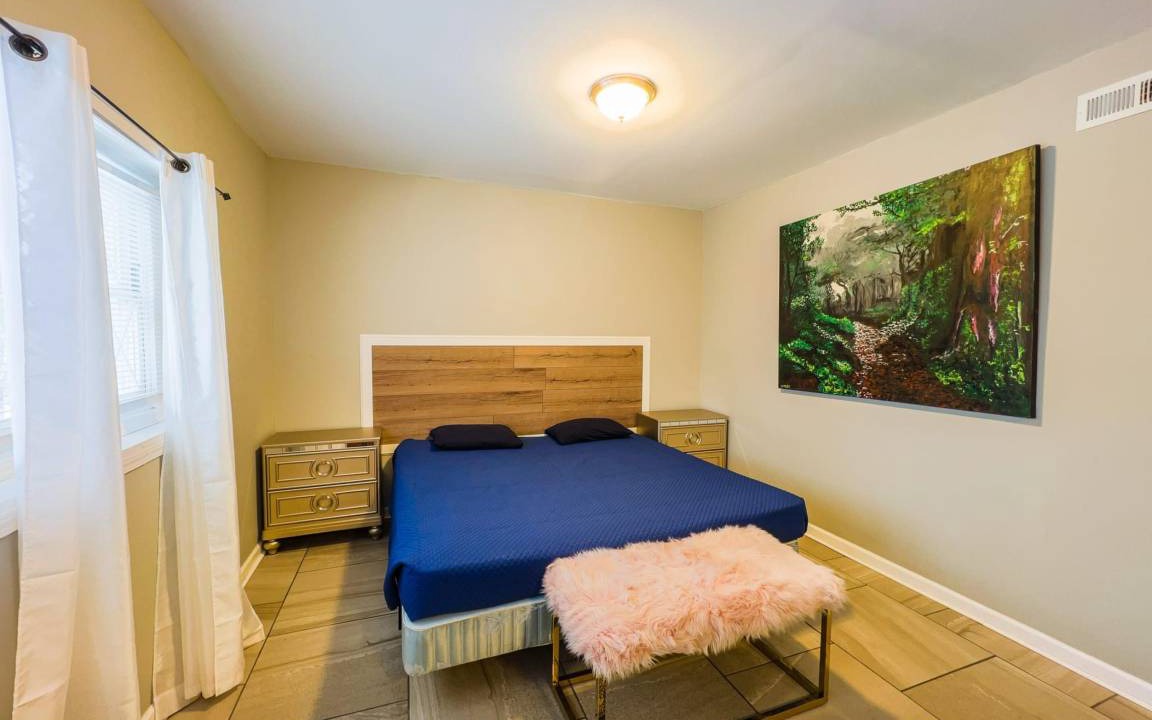 Photo of Bedroom in Niagara Falls