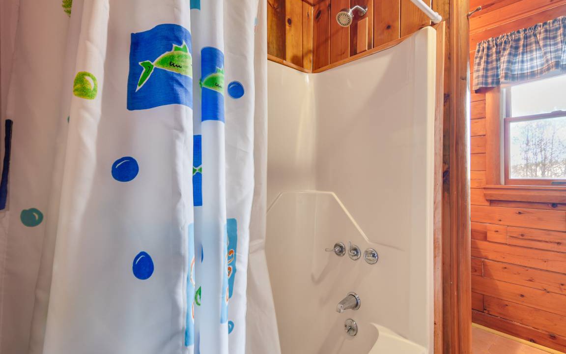 Photo of Bathroom in Lovell