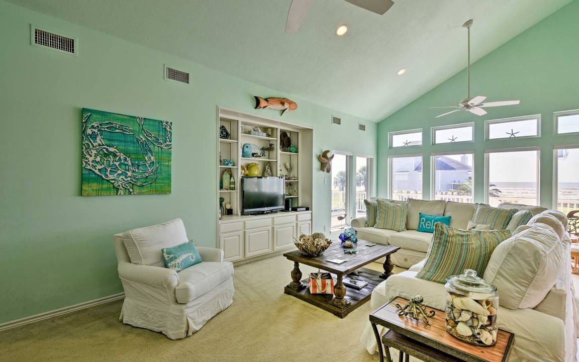 Photo of Livingroom in Indian Beach