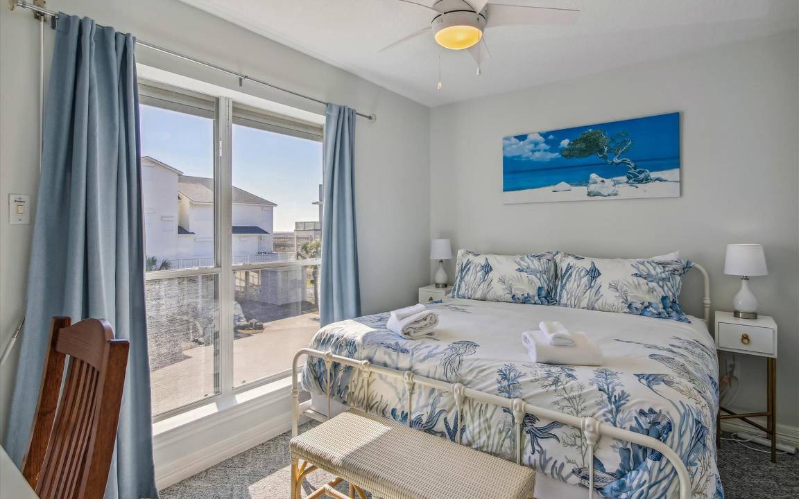 Photo of Bedroom in Pointe San Luis