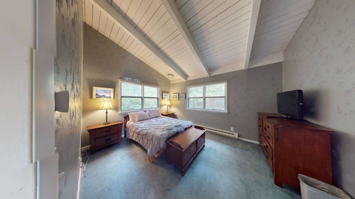 Photo of Bedroom in Pittsfield