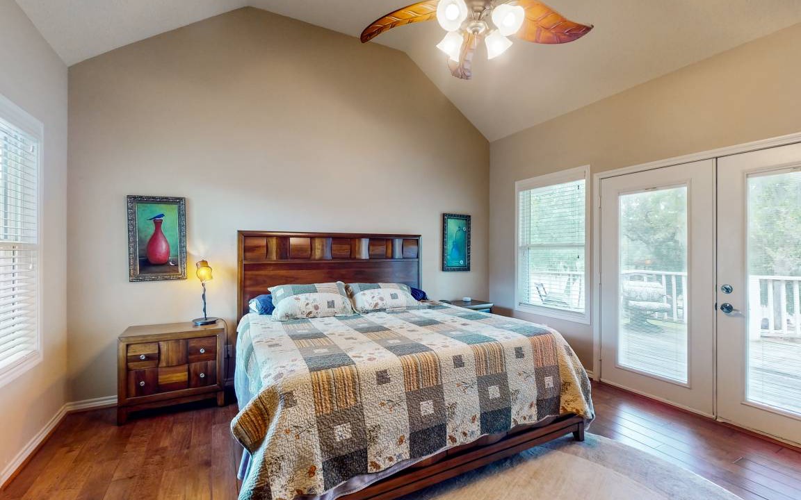 Photo of Bedroom in Brazoria