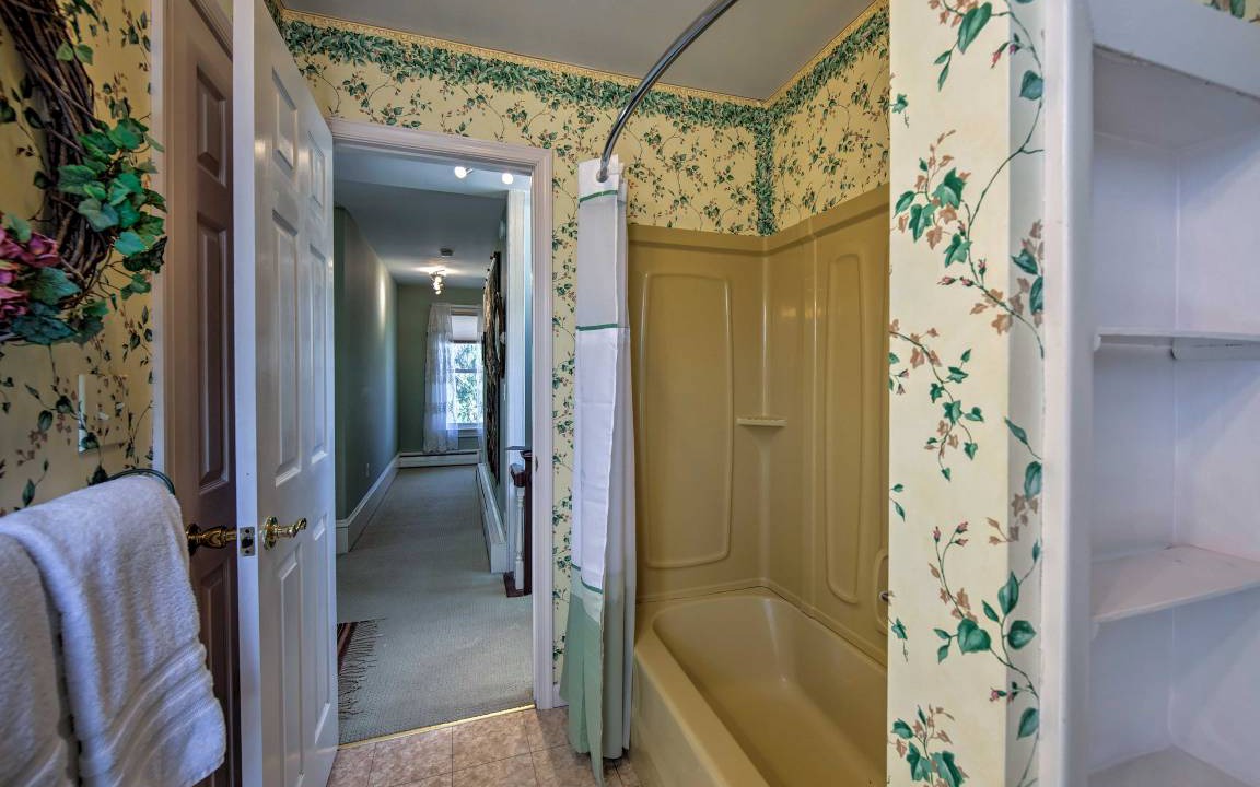 Photo of Bathroom in Linglestown