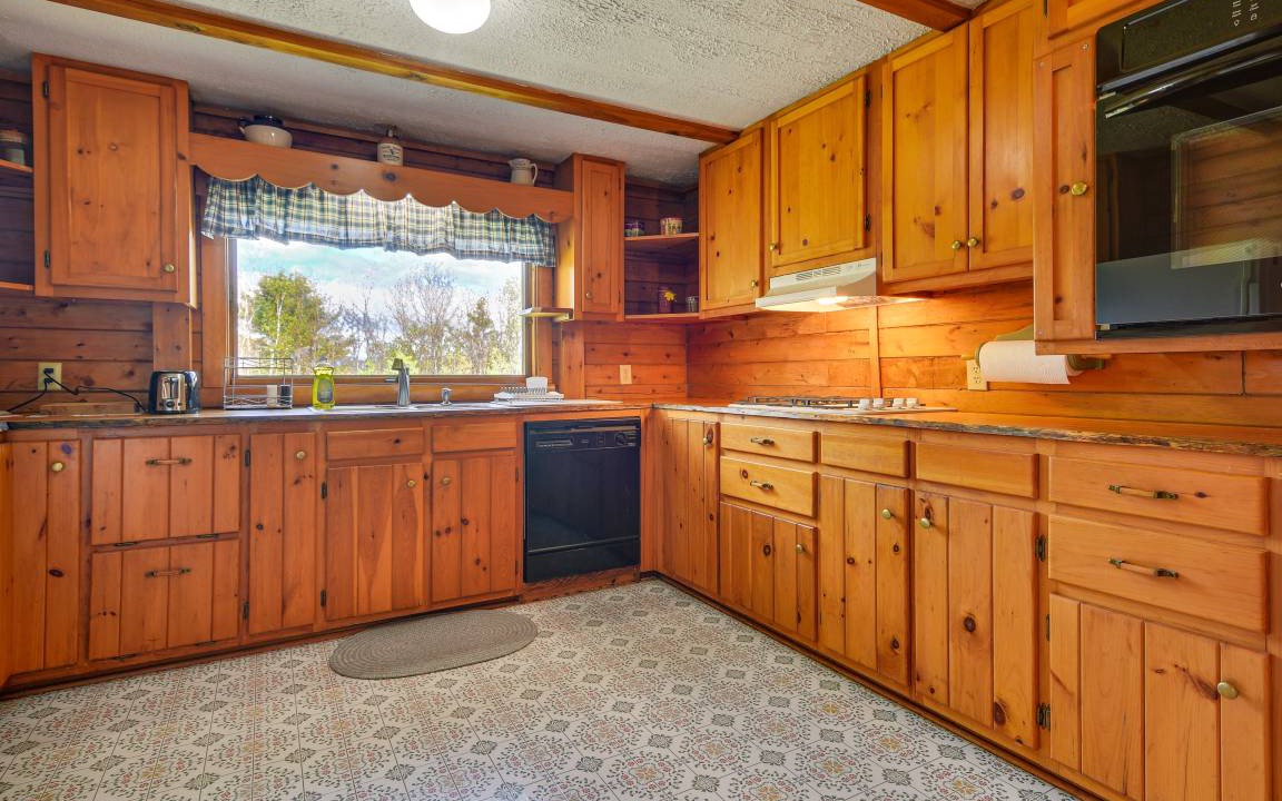 Photo of Kitchen in Lovell