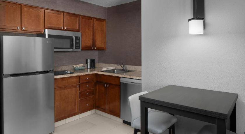 Photo of Kitchen in Holtsville