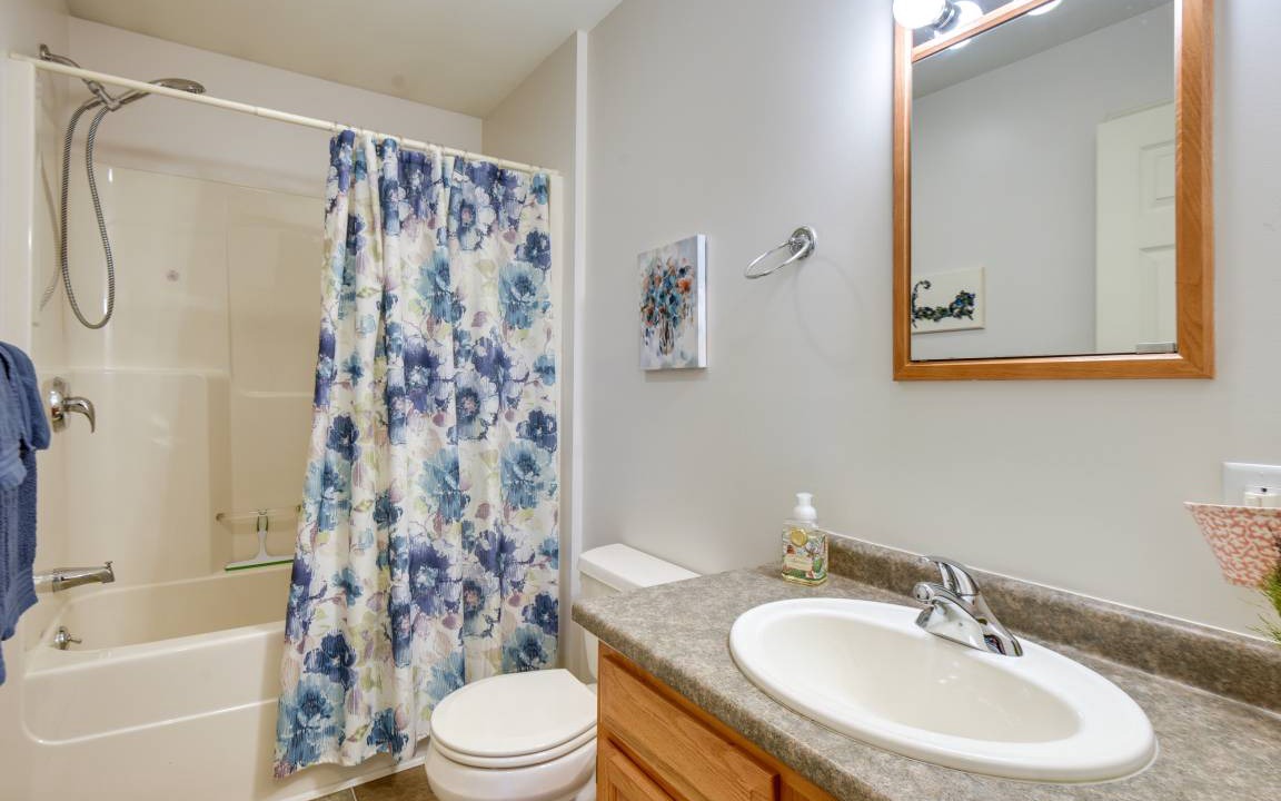 Photo of Bathroom in Campton