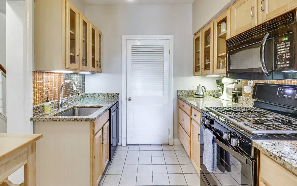 Photo of Kitchen in Old Town West