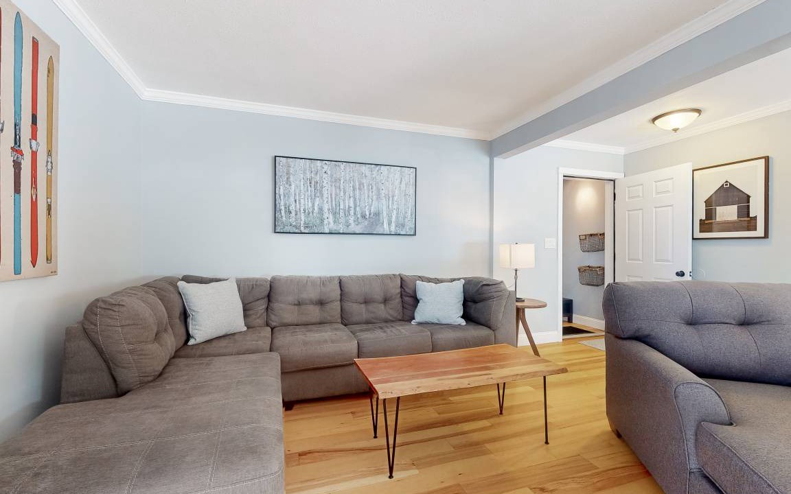 Photo of Livingroom in Brownsville