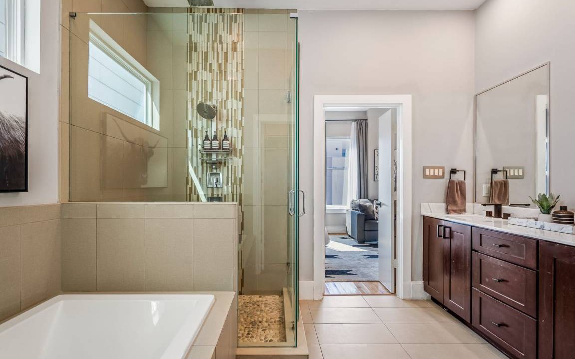 Photo of Bathroom in South Central Houston