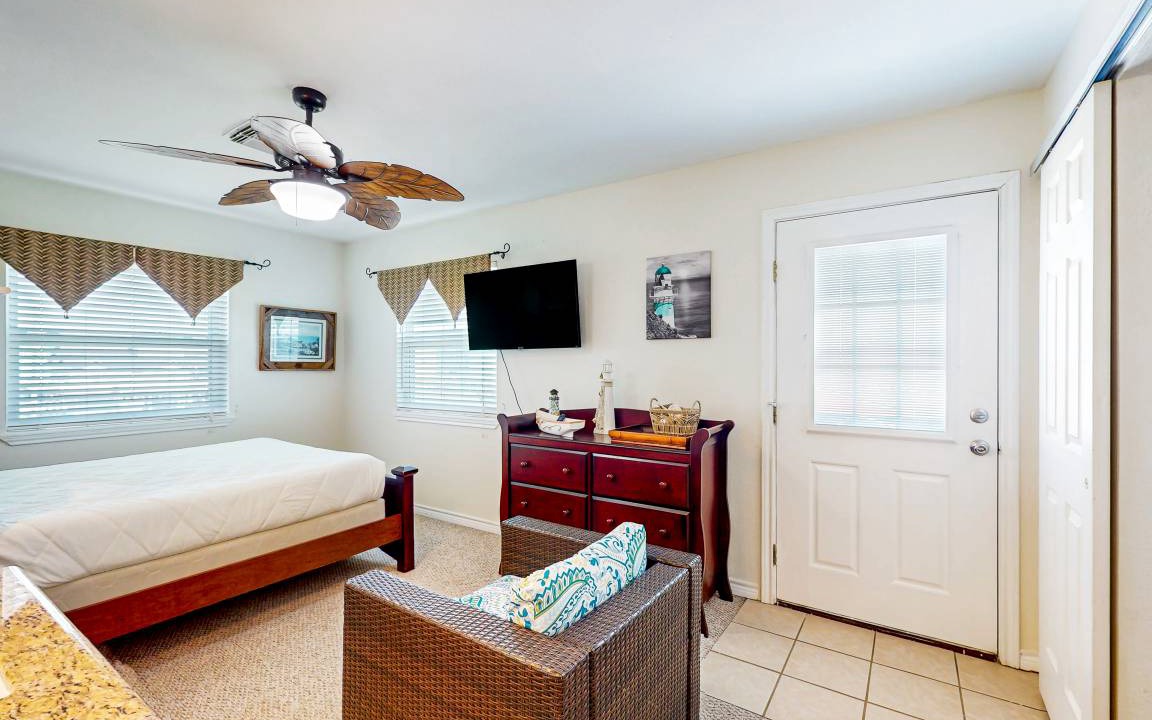 Photo of Bedroom in Surfside Beach