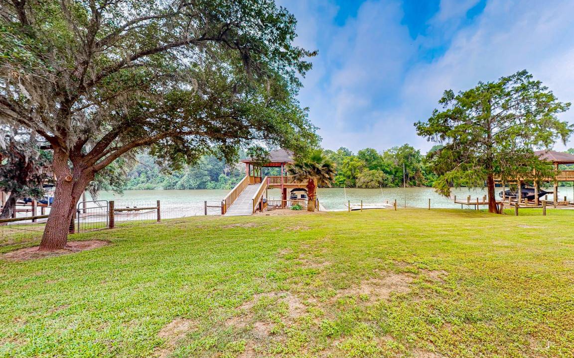 Photo of Others in Brazoria
