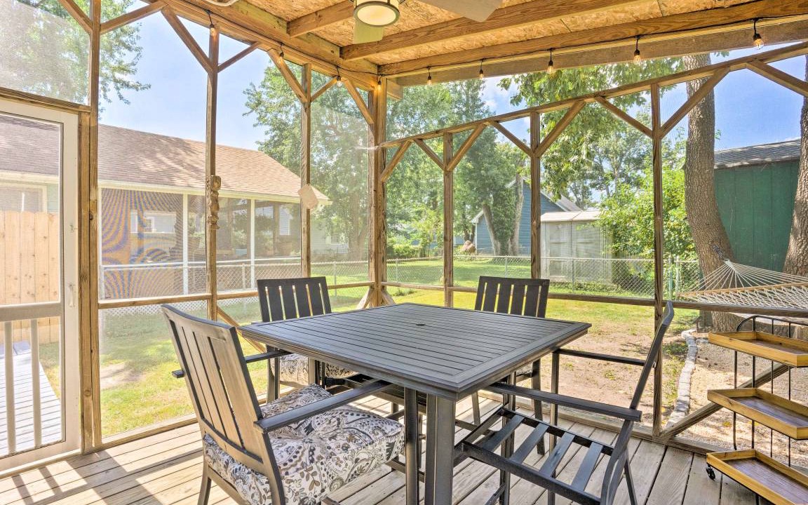 Photo of Patio Balcony in Colonial Beach