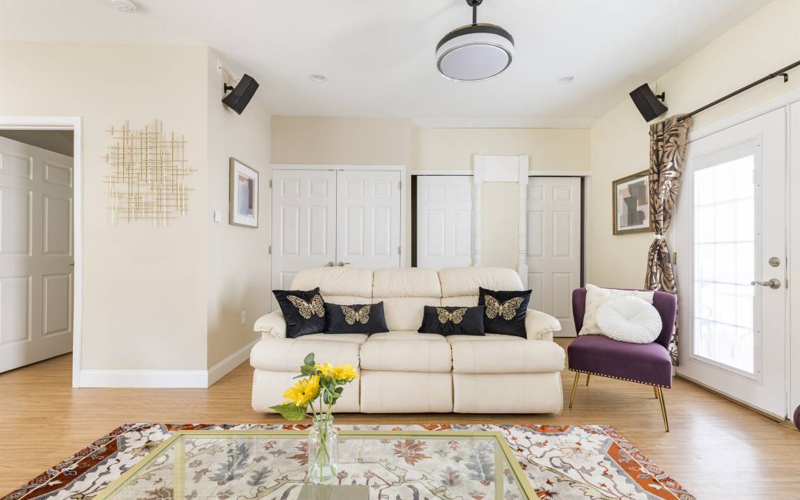 Photo of Livingroom in Arlington