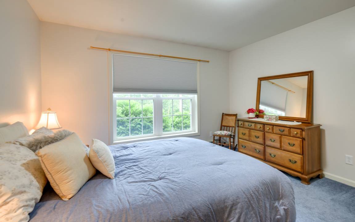 Photo of Bedroom in Campton