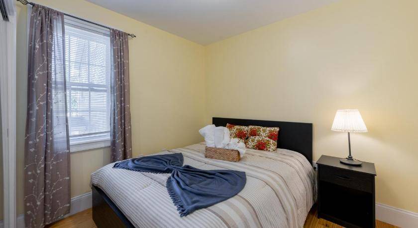 Photo of Bedroom in Quincy