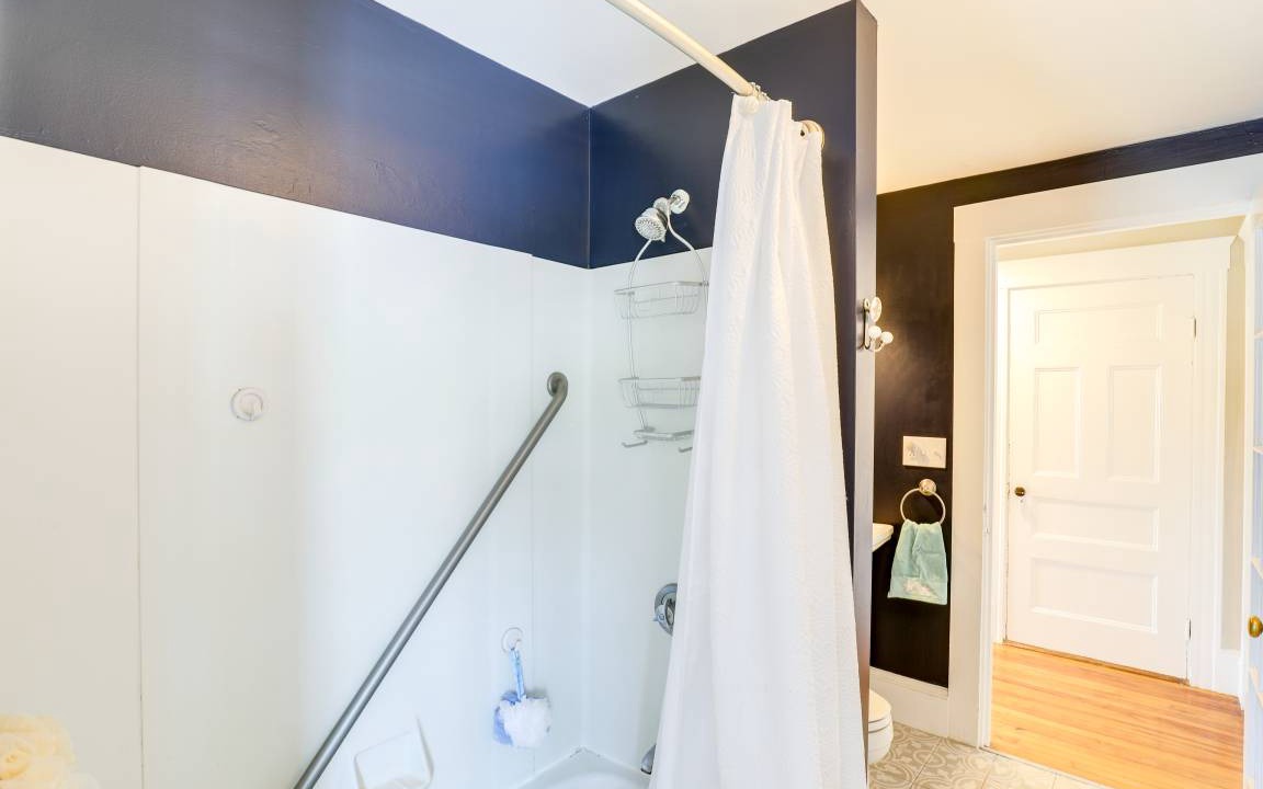 Photo of Bathroom in Byfield
