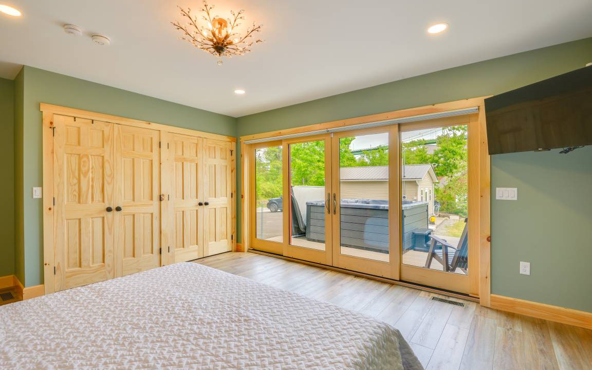 Photo of Bedroom in Wellesley Island