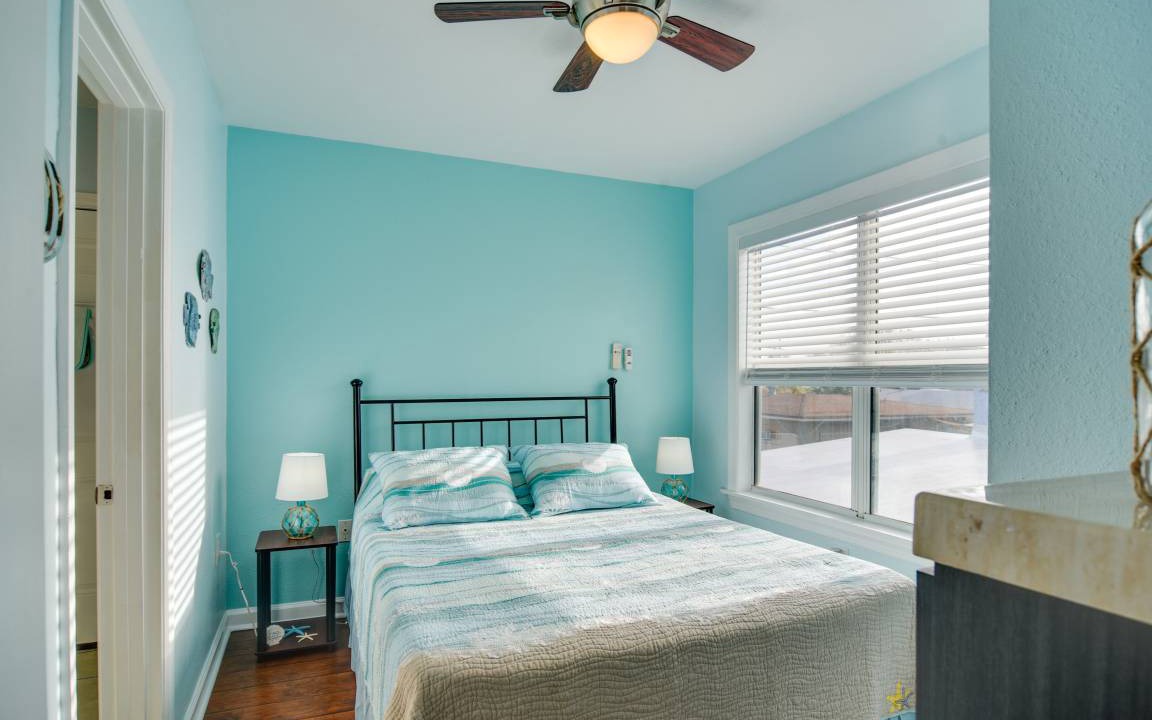 Photo of Bedroom in Madeira Beach