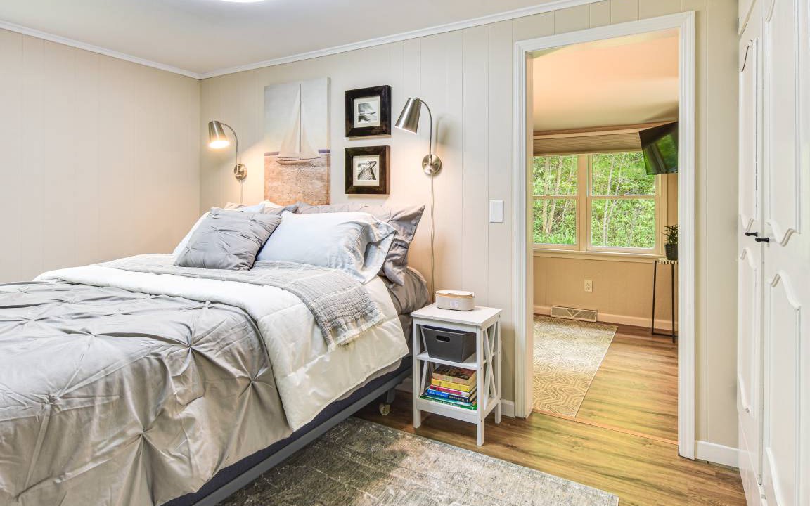 Photo of Bedroom in Great Valley