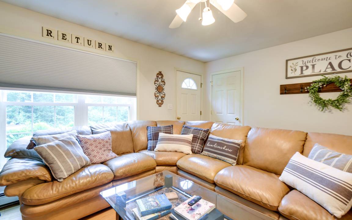 Photo of Livingroom in Campton