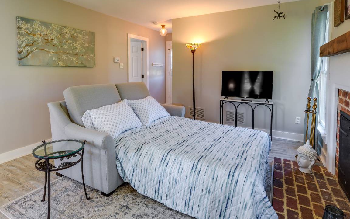 Photo of Bedroom in Midlothian