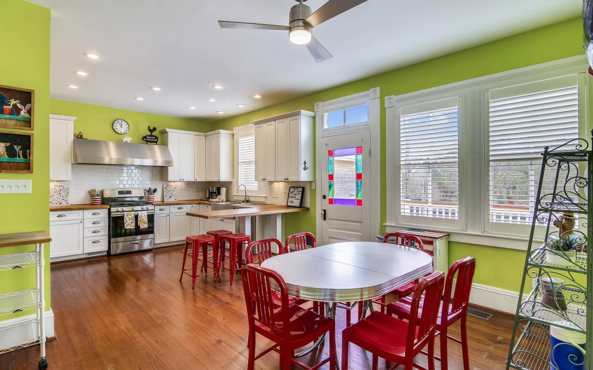 Photo of Kitchen in San Jacinto