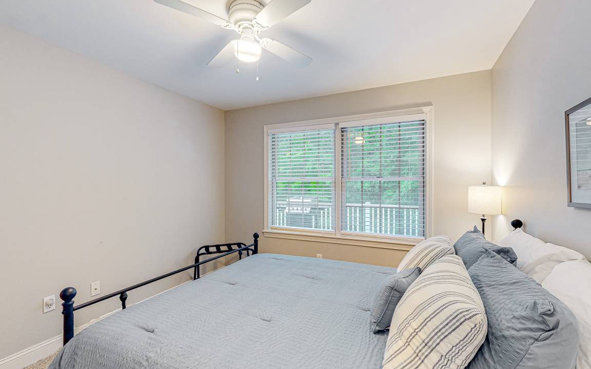 Photo of Bedroom in Raymond
