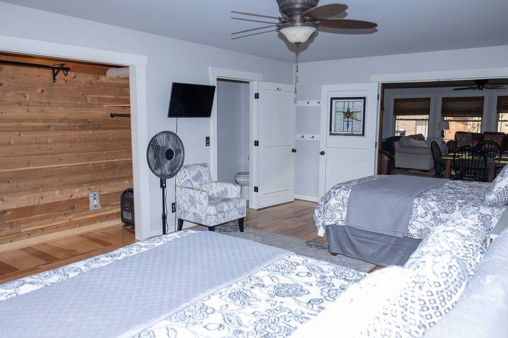 Photo of Bedroom in Flat Top
