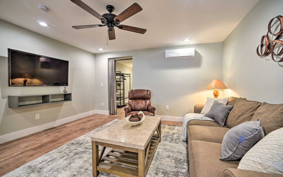 Photo of Livingroom in North Lake George