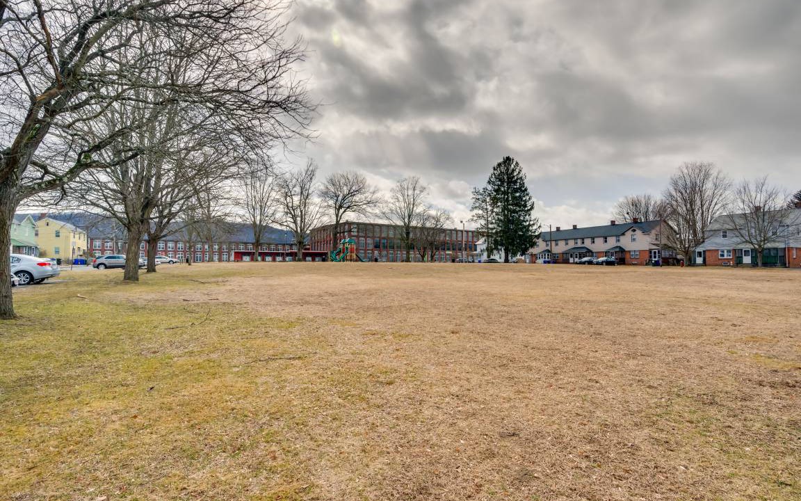 Photo of Others in Easthampton