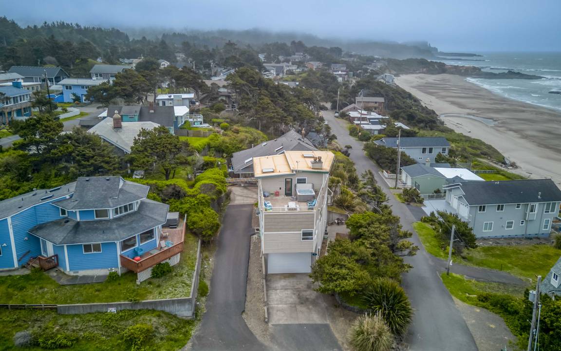 Photo of Others in Lincoln Beach