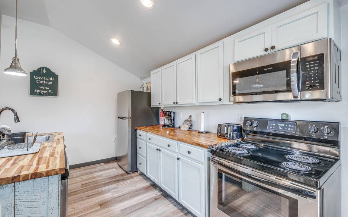 Photo of Kitchen in Warm Springs