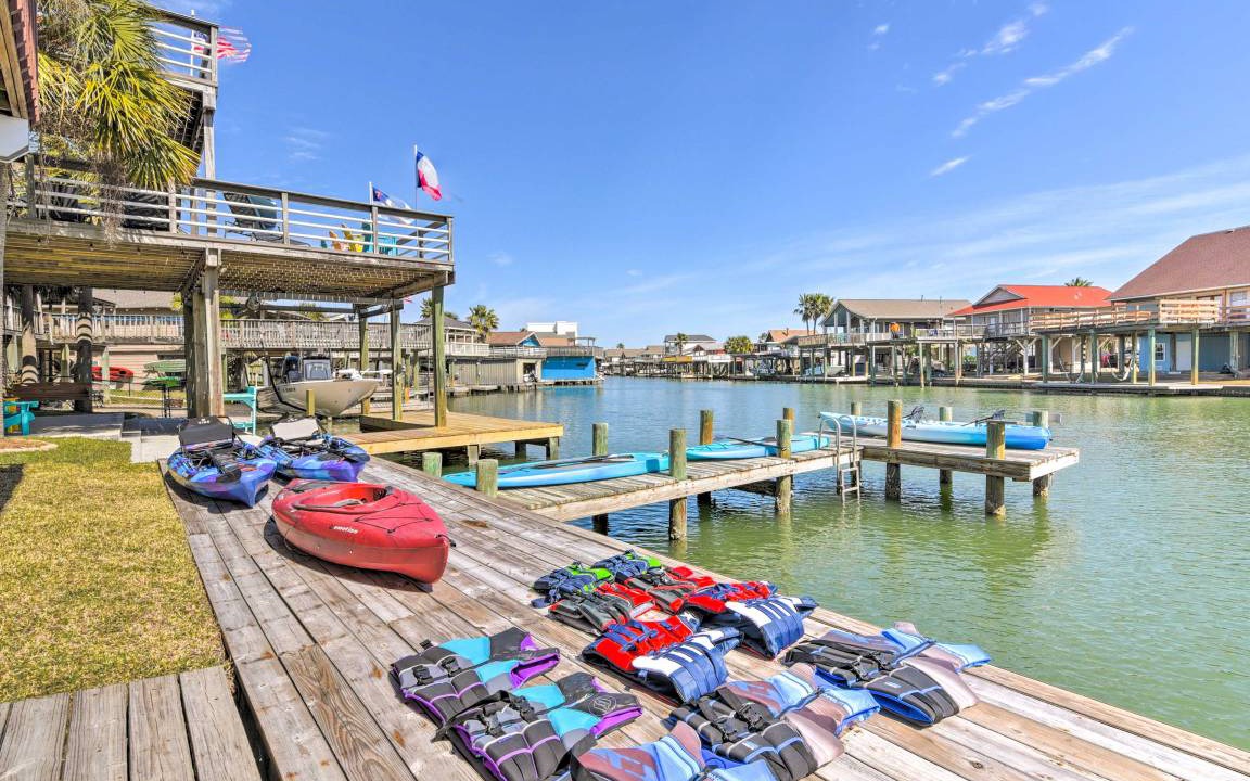Photo of Others in Jamaica Beach