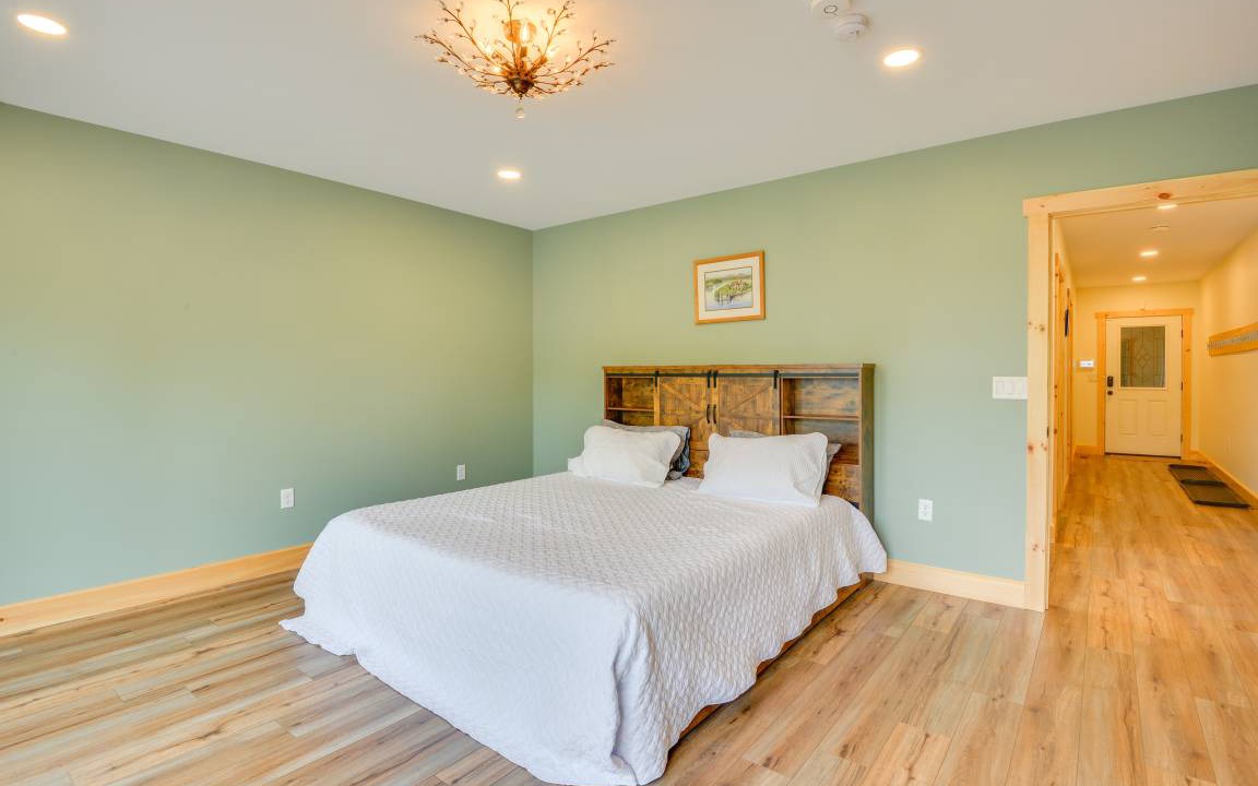 Photo of Bedroom in Wellesley Island