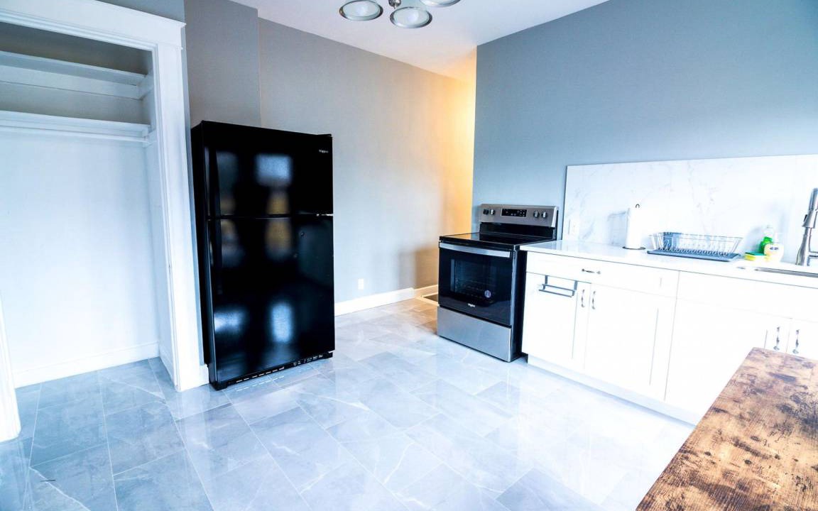 Photo of Kitchen in Downtown Niagara Falls