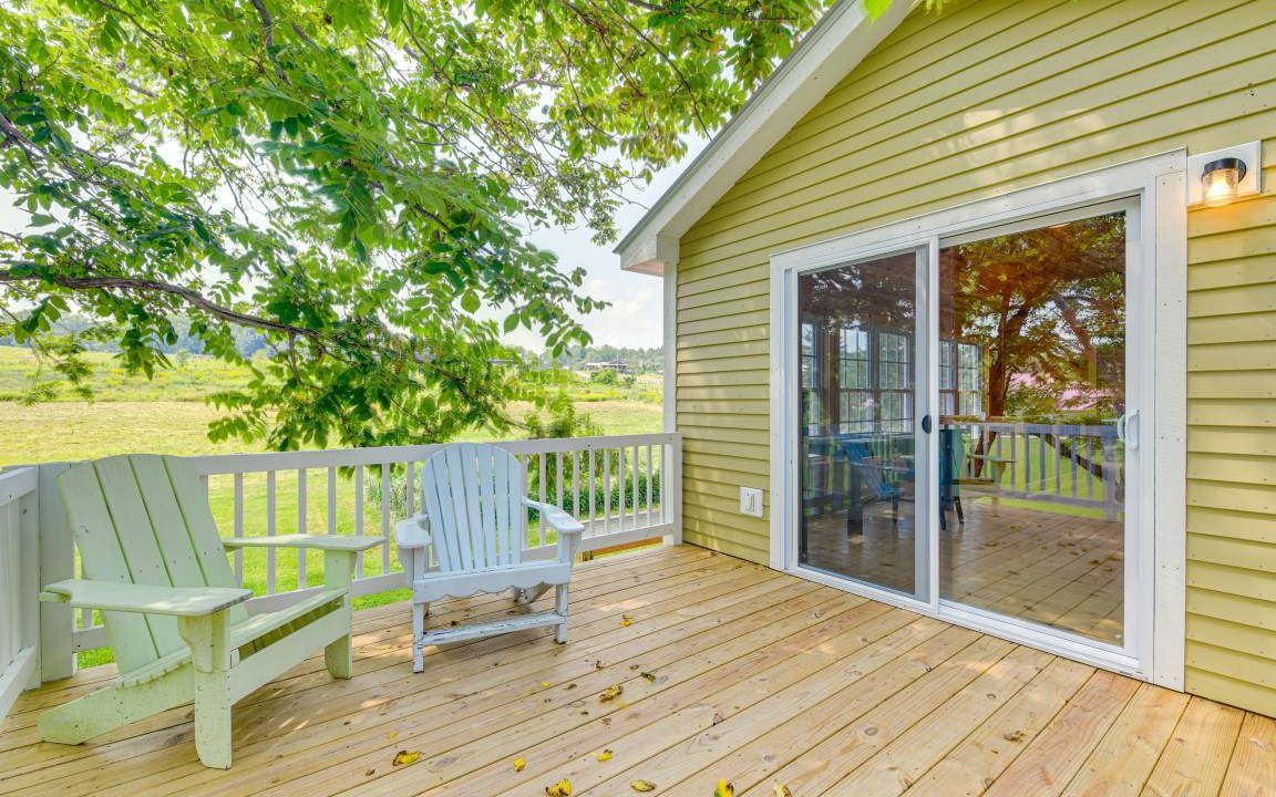 Photo of Patio Balcony in Port Henry