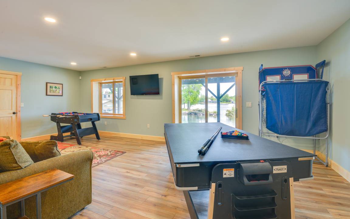 Photo of Livingroom in Wellesley Island