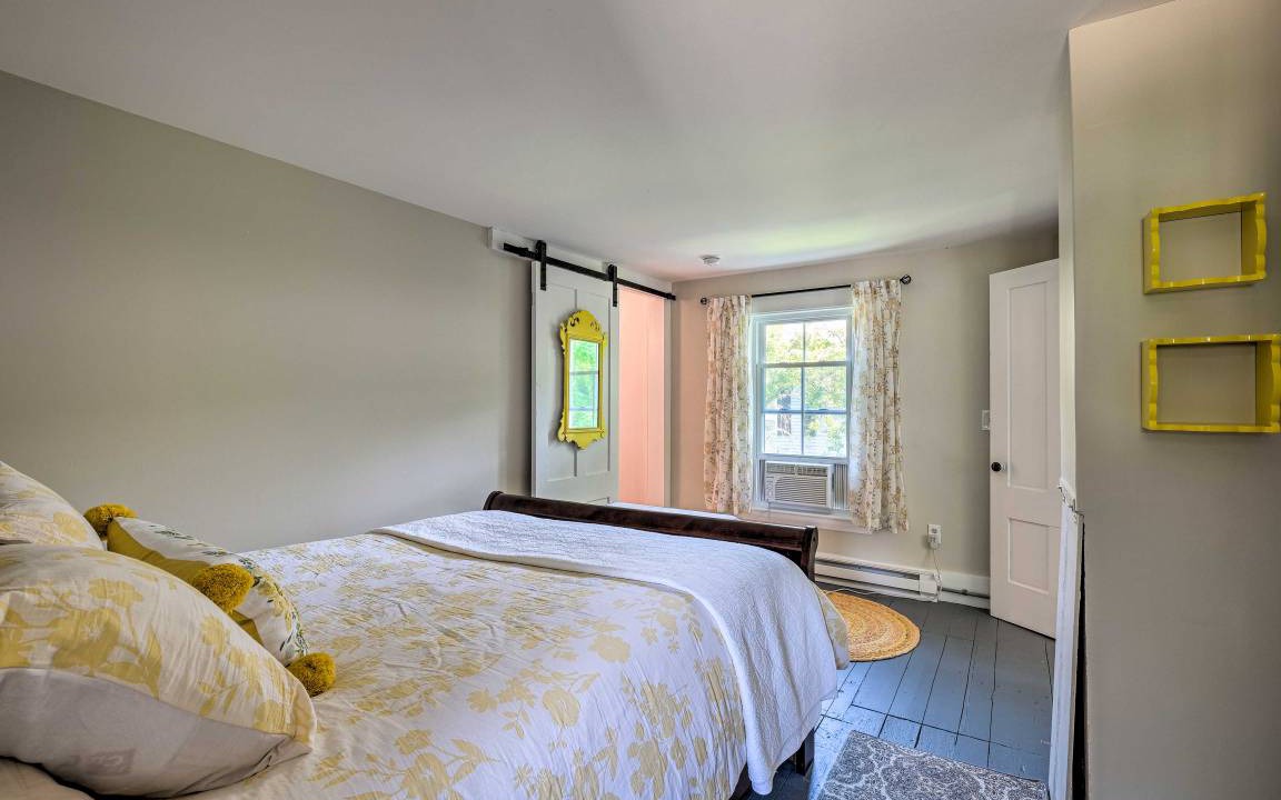 Photo of Bedroom in Wolfeboro
