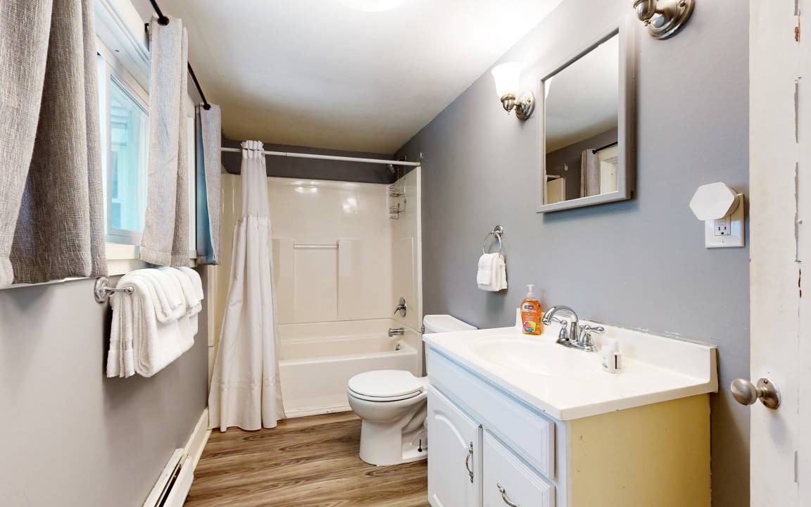 Photo of Bathroom in Proctorsville