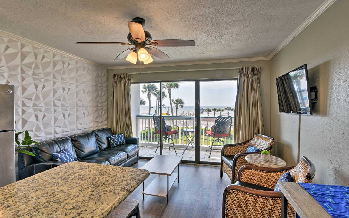 Photo of Livingroom in Galveston