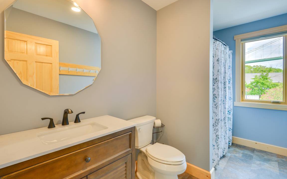 Photo of Bathroom in Wellesley Island