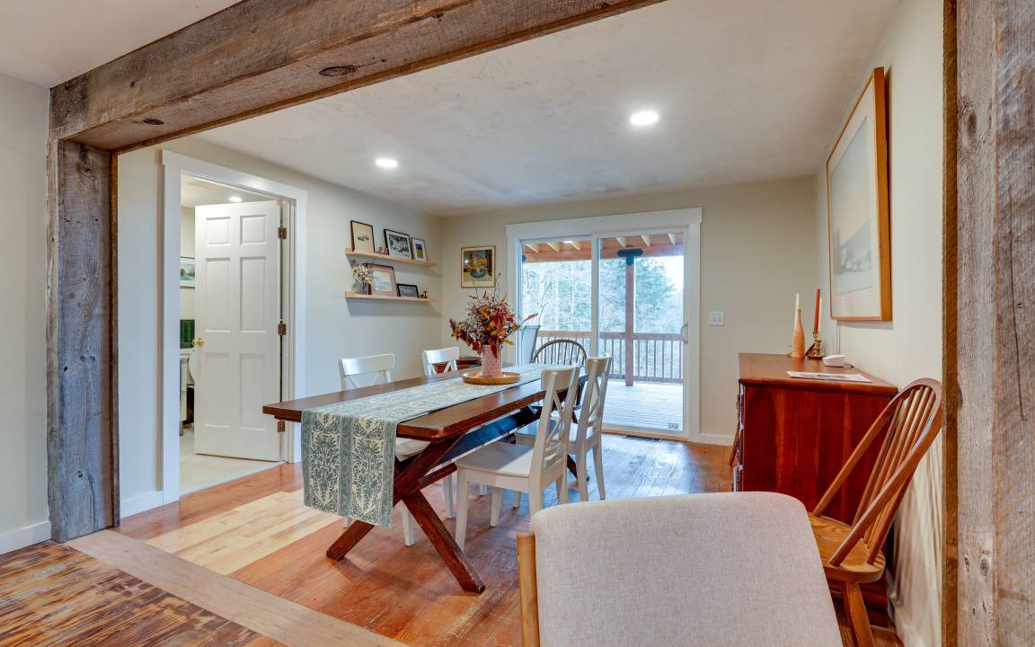 Photo of Livingroom in Elkins