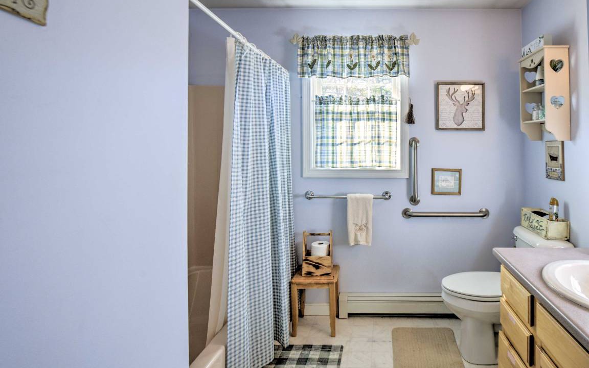 Photo of Bathroom in Center Ossipee