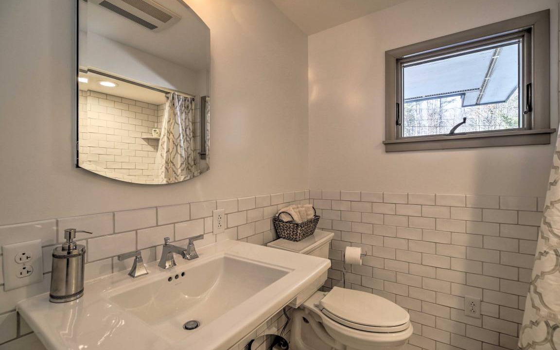 Photo of Bathroom in Plattsburgh