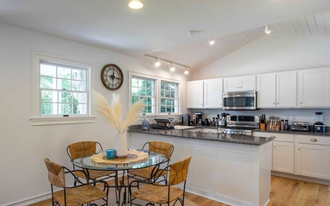 Photo of Kitchen in East Hampton North