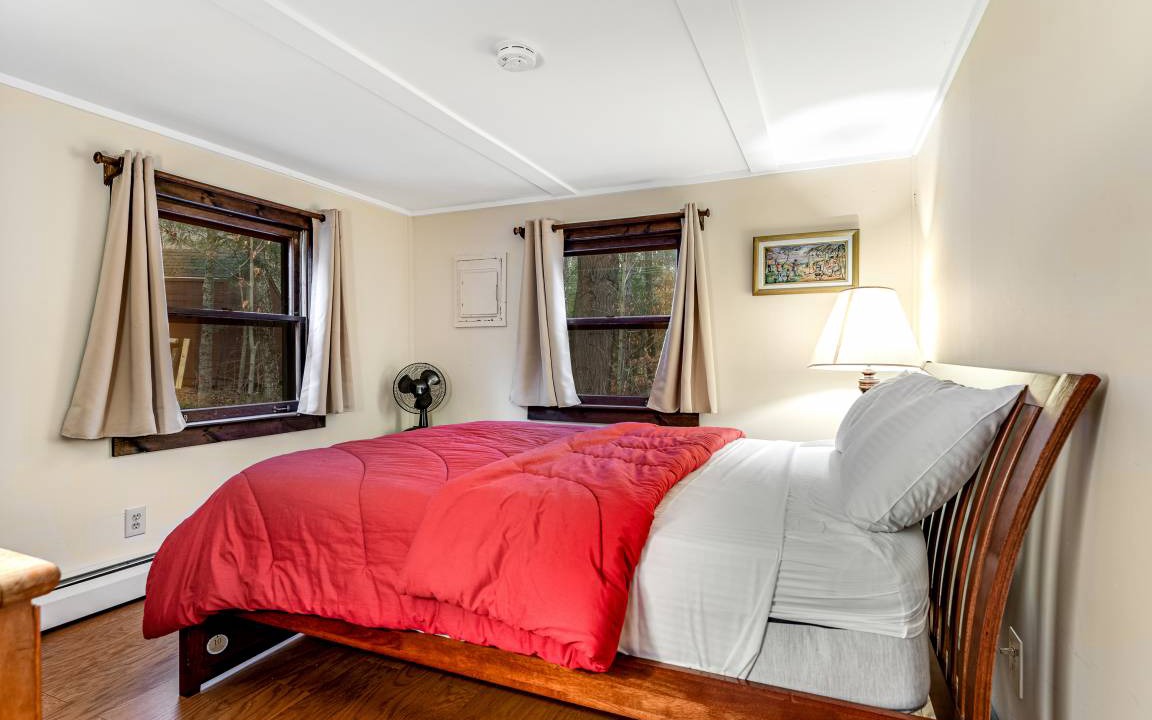 Photo of Bedroom in Central Vermont- Killington