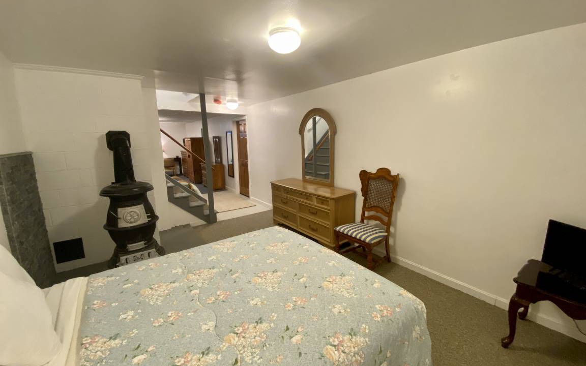 Photo of Bedroom in Brewster