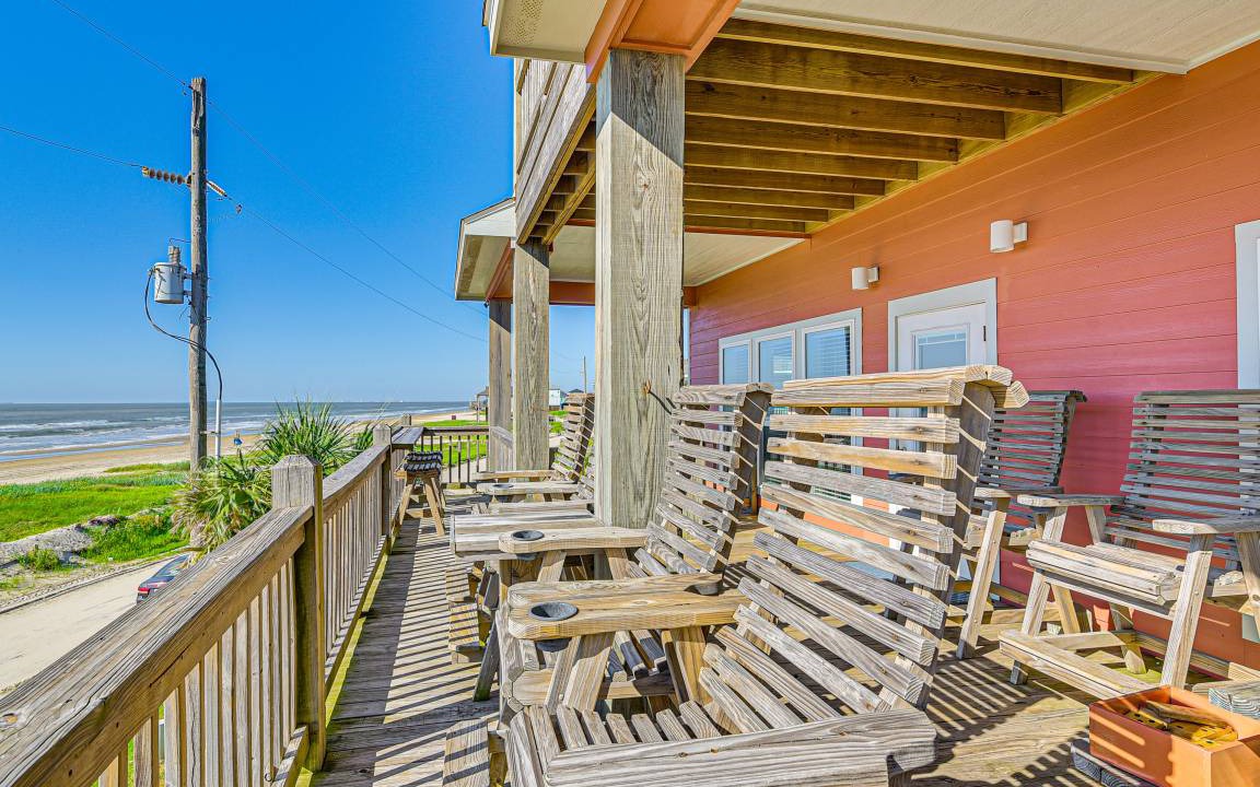 Photo of Patio Balcony in Crystal Beach