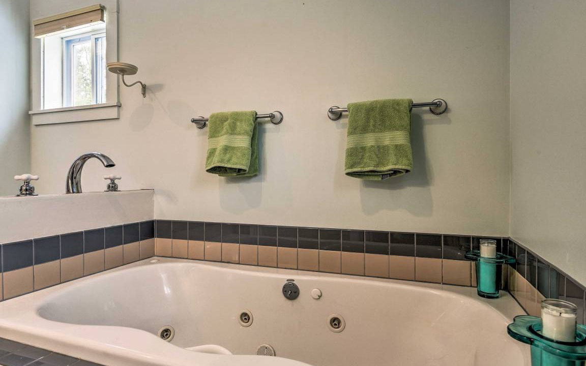 Photo of Bathroom in Lyndon