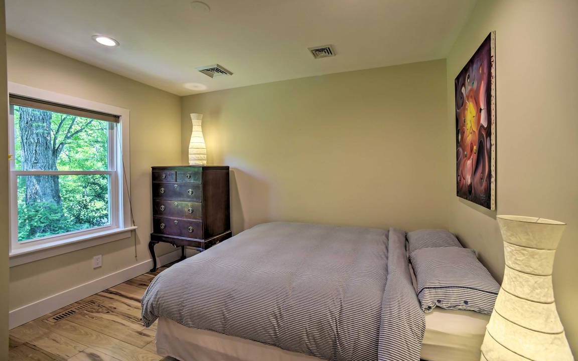 Photo of Bedroom in Wallkill